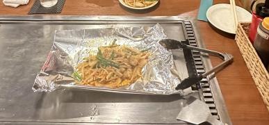 鉄板ダイニング月や