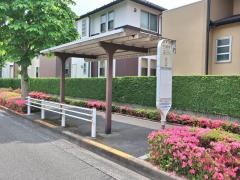 「やくし台三丁目」バス停留所