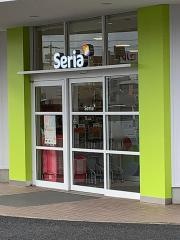 Ｓｅｒｉａ　バロー高富店