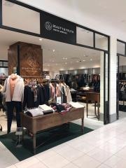 ＢＥＡＵＴＹ　&　ＹＯＵＴＨ　ＵＮＩＴＥＤ　ＡＲＲＯＷＳ　小倉店