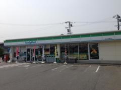 ファミリーマート　あさひ向陽台店