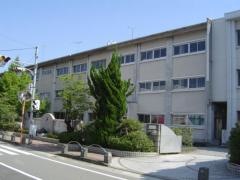 助任小学校