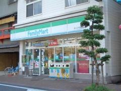 ファミリーマート　ちくごや武雄店