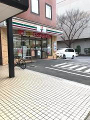 セブンイレブン　千葉みなと駅前店
