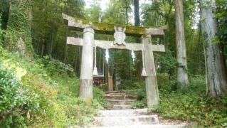 八天神社