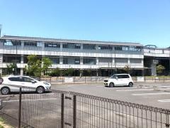 成田湯川駅