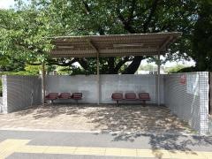 「中央病院前」バス停留所