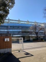 桜ケ丘小学校