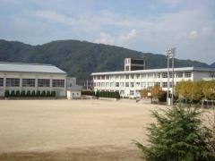 木津川市立泉川中学校