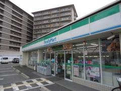 ファミリーマート　茨木東太田一丁目店
