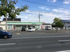 ファミリーマート　福岡老司店
