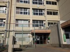 西郷小学校