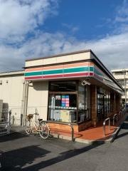 セブンイレブン　彦根平田南店