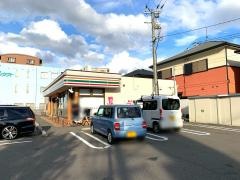 セブンイレブン　福岡姪浜インター店