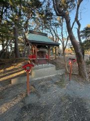 鮫島浜公園内神社