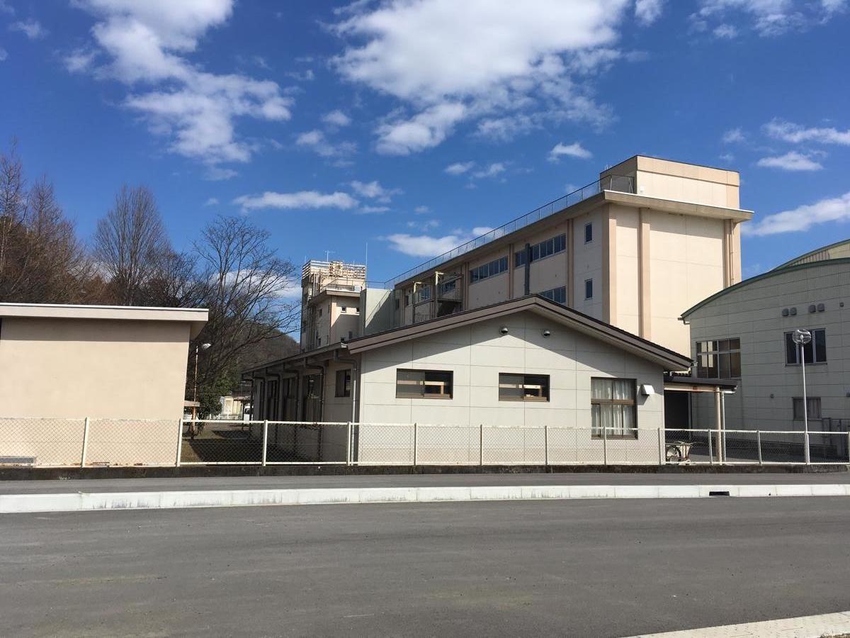 晃陽中学校