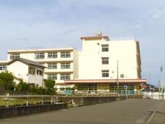 大里東小学校