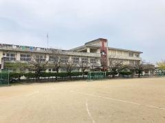高田小学校
