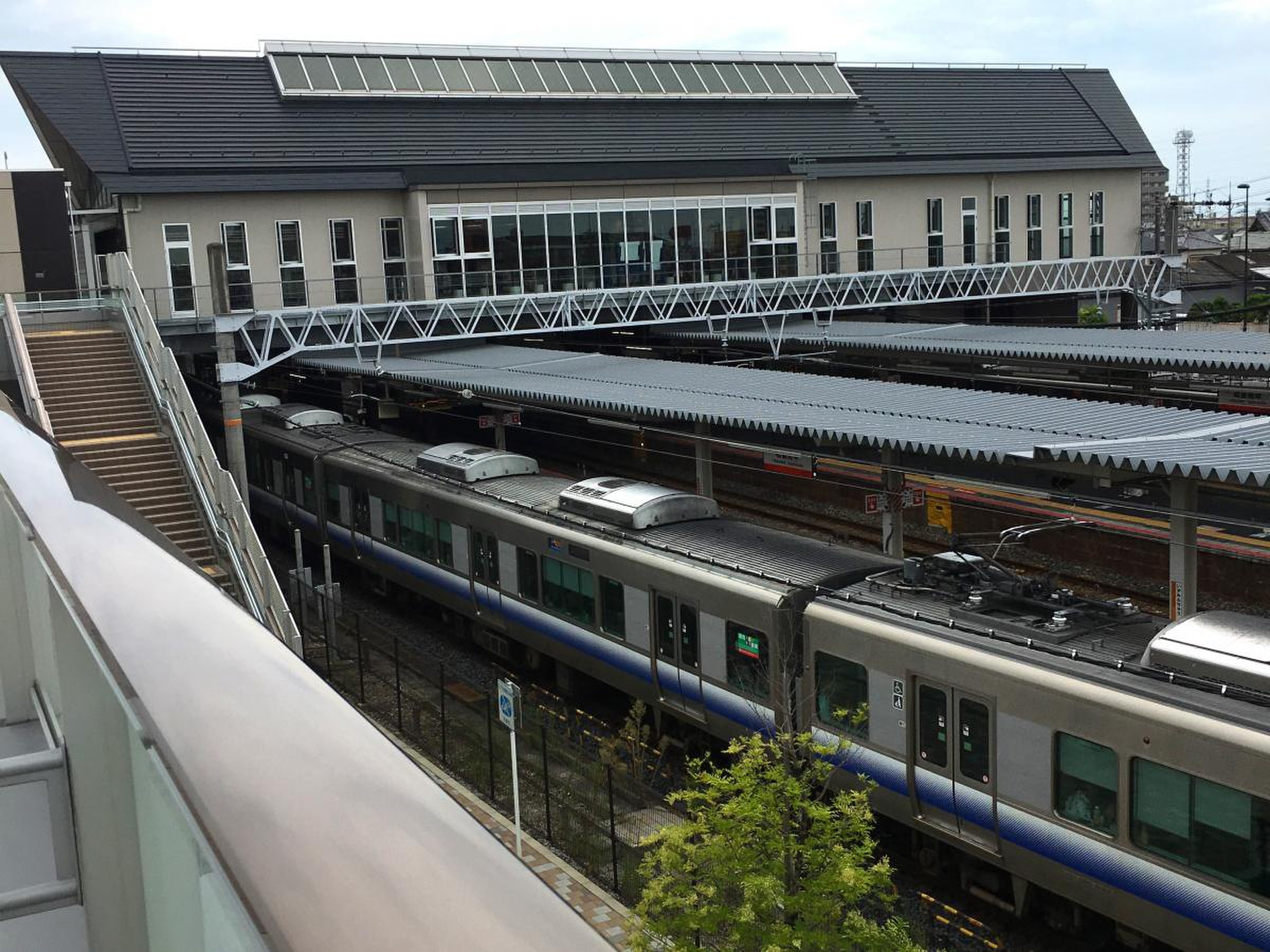 和泉 府中 駅