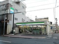 ファミリーマート　熱海本町商店街店