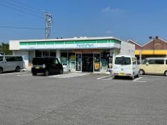 ファミリーマート　半田岩滑西町店