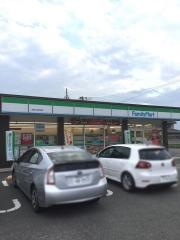 ファミリーマート　太田上田中店