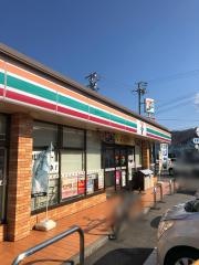 セブンイレブン　上田踏入2丁目店