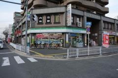 ファミリーマート　国分駅西口店