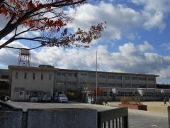 三碓小学校