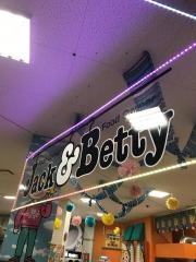 Ｊａｃｋ＆Ｂｅｔｔｙ