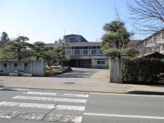 栗ガ丘小学校