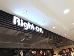 ライトオン　梅田店