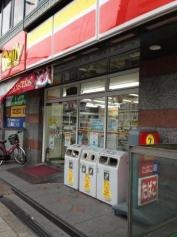デイリーヤマザキ　川西駅前店
