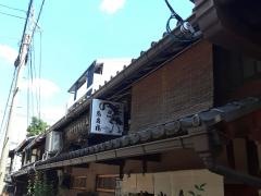 鳥岩楼