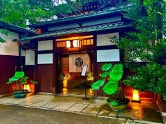 名古屋　河文