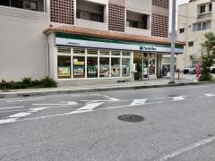 ファミリーマート　那覇神里原通り店