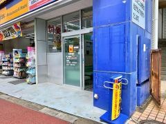 マツモトキヨシ　八柱駅前店