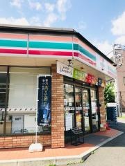 セブンイレブン　足立綾瀬1丁目店