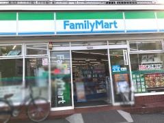 ファミリーマート　アスロード小田栄店