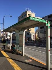 「信濃町駅前」バス停留所