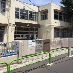 向原小学校