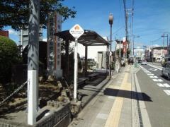 「橋本市役所前」バス停留所