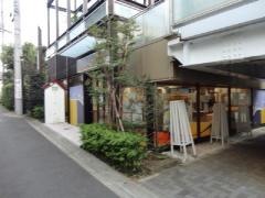 あやめ薬局