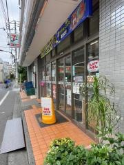 セブンイレブン　新宿東五軒町店