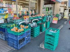 ファミリーマート　中割一丁目店