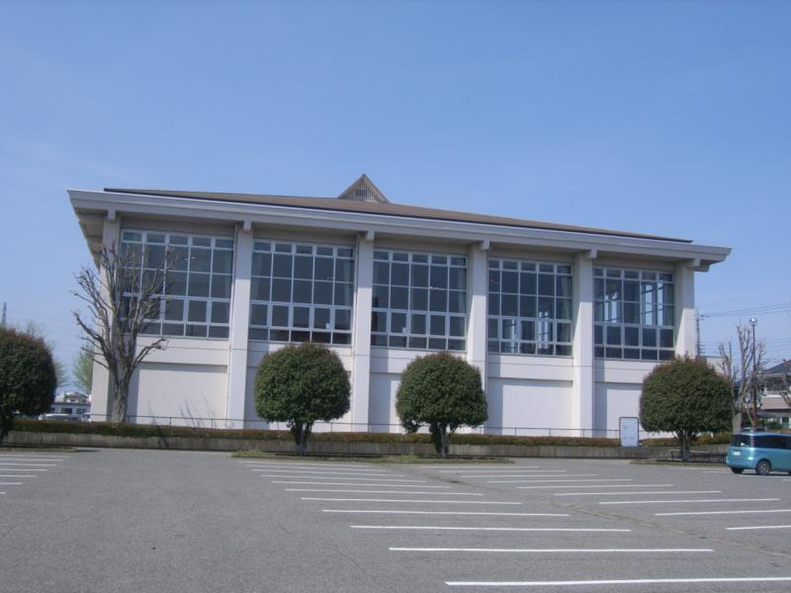 明 保野 体育館