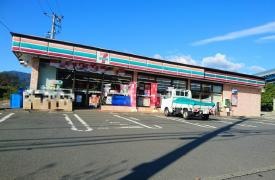 セブンイレブン　伊勢原西富岡店