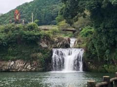 栴壇轟の滝