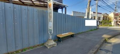 「深沢」バス停留所