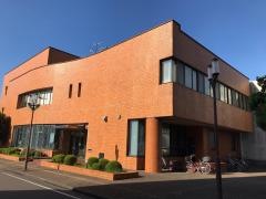 糸魚川市民図書館